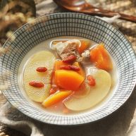 木瓜苹果瘦肉汤