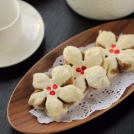 层层酥脆的极致诱惑栗香梅花酥