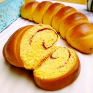 毛毛虫南瓜面包