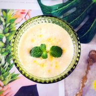 冬喝暖饮夏吃冰健康饮食之百香果甜橙苹果蜜奶昔