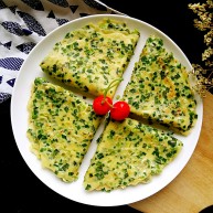 绿色美食韭菜鸡蛋饼