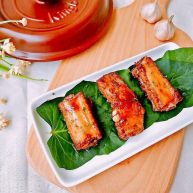 砂锅蒜香烧排骨