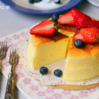 貌似轻乳酪酸奶蛋糕