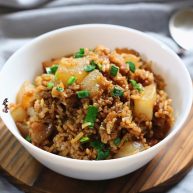 五花肉虾米萝卜焖饭
