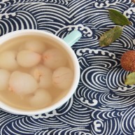 果肉颗颗饱满、汤水清甜可人这就是冰糖荔枝想要带给你的好滋味