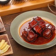 乌龙茶香东坡肉肥而不腻的经典名菜