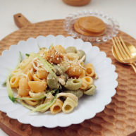 春日花生酱清爽意面