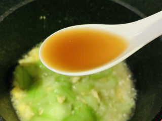 16、丝瓜炒鸡蛋,加料酒