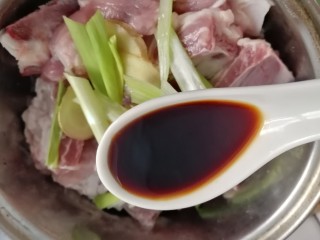 8、椒盐排骨,生抽。