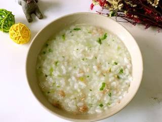 8、芹菜瘦肉粥,成品图