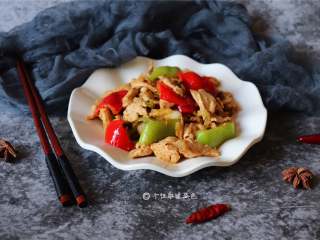 14、彩椒鸡胸肉,大家试试看