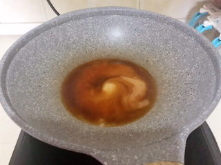 12、鲍鱼捞饭,加入水淀粉，调匀