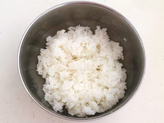 14、鲍鱼捞饭,提前把米饭做好