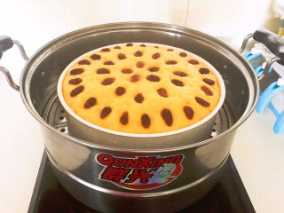 19、小米发糕,小米发糕蒸熟了~