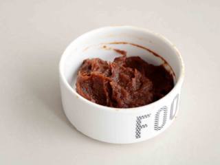 2、枣泥溶豆,去核，网筛过滤一遍