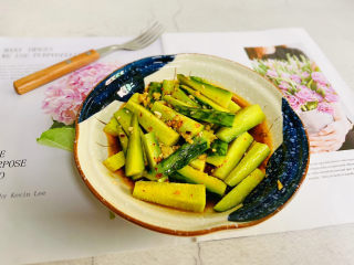 16、酸辣黄瓜条-开胃小菜,酸辣黄瓜条，夏天必备的开胃小菜