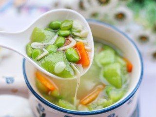15、丝瓜毛豆虾米汤,无敌好喝。