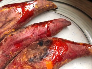 5、超简单的烤山芋,糖汁直冒啊！