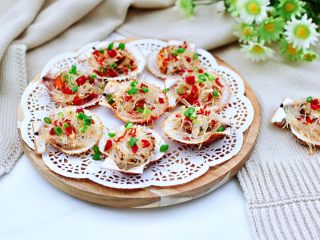 15、蒜蓉剁椒烤扇贝,成品