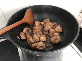 11、糖醋排骨～轻松快手版,翻炒均匀