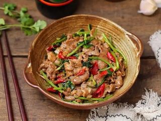 9、小炒牛肉,一道简单又营养的小炒牛肉就做好了！