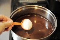 12、双拼抹茶小圆子红豆汤,按个人对糖和甜度的接受能力，加白糖或红糖或冰糖。