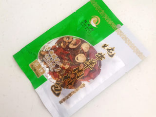 5、白切羊肉,煮羊肉料包成品,超市有卖