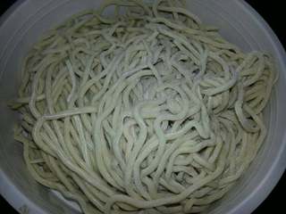 1、云吞汤面,面条