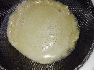 5、花生核桃露,如图滤出渣子