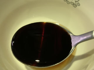 15、糖醋鲈鱼,2勺酱油；