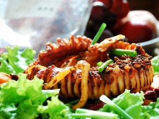 12、鲜香麻辣章鱼足,成品。