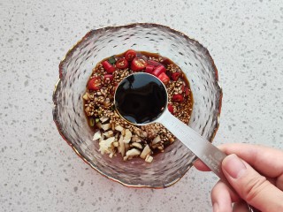 10、手撕鸡胸肉,一勺蚝油