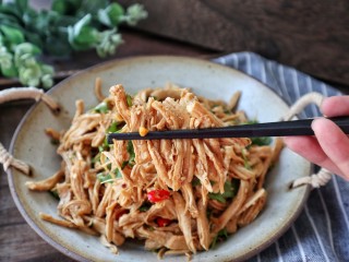 19、手撕鸡胸肉,开动