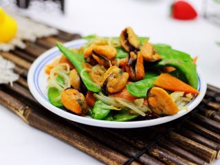 12、荷兰豆海鲜豆芽小炒,嘻嘻，宝贝今天多吃一碗米饭。