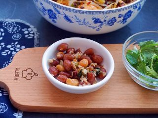 43、酸菜鱼,花生米