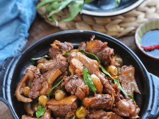 13、山黄皮焖水鸭,成品