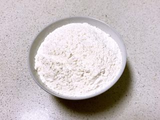 3、白菜丸子,普通面粉50克