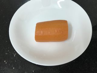 2、绿色美食～素炒西葫芦丝,萝卜去皮