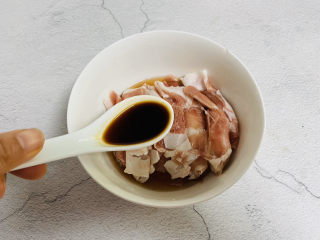 6、葱爆羊肉片,一勺生抽