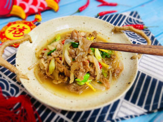 19、葱爆羊肉片,羊肉嫩滑、鲜香不膻。