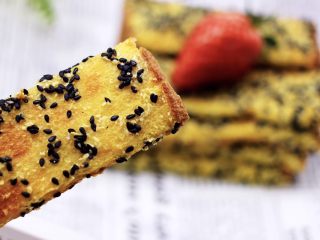 12、椰香黑芝麻吐司条,是不是超级简单快手，而且特别好吃，嘻嘻。