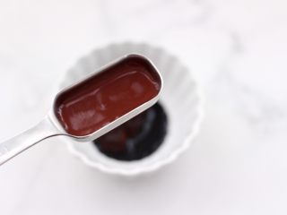 7、酱香包浆豆腐,最后加入番茄酱。