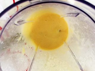 9、层层土豆腐蒸肉,打成土豆泥