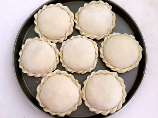 23、鸡蛋韭菜盒子,逐一包好的鸡蛋韭菜盒子