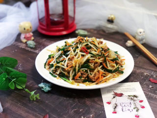 25、爆炒绿豆芽,成品