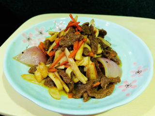 15、爆炒牛肉丝,爆炒牛肉丝完成了！