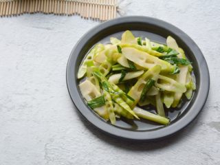 11、#风味人间#清炒冷笋,舔屏，就自己动手做吧