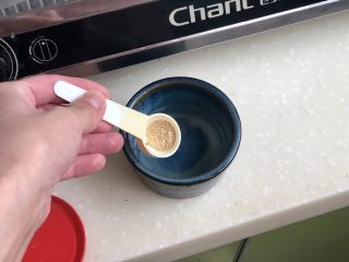 11、白雪却嫌春色晚➕虫草花清炒山药,鸡精或鸡粉少许