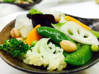 13、花椒油蔬菜宝,成品图