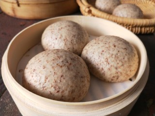 18、全麦麦麸馒头,健康粗粮。口感并不粗糙。